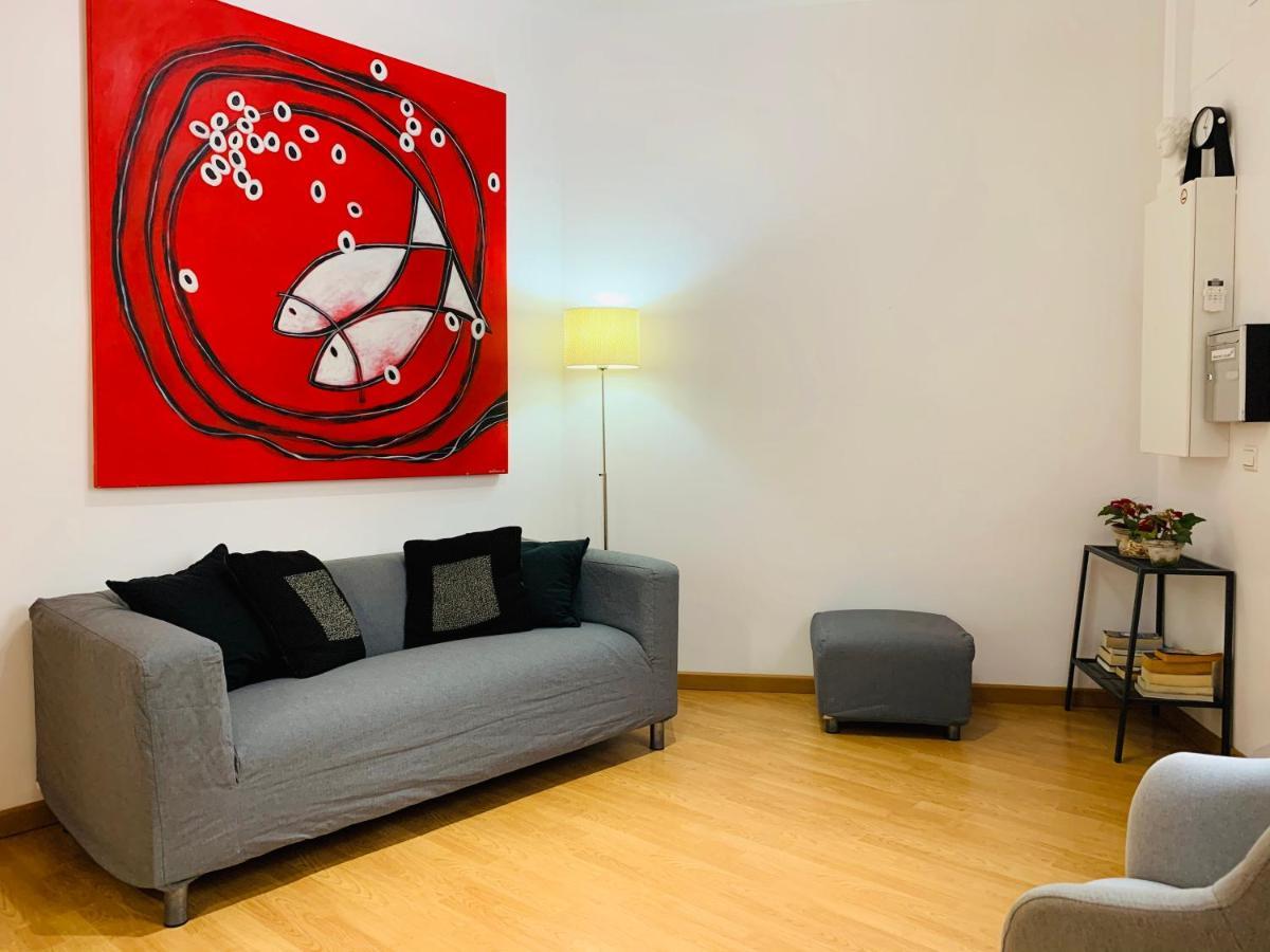 Super Balmes Guest House Барселона Экстерьер фото
