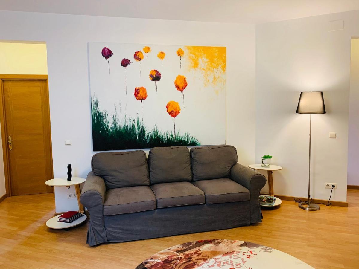 Super Balmes Guest House Барселона Экстерьер фото